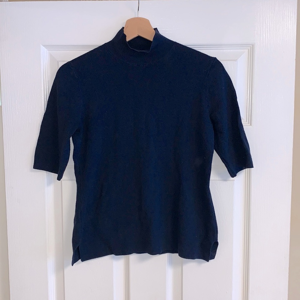 Ann Taylor Factory short sleeve turtleneck, M